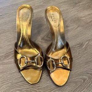 GUC gold Gucci shoes size 7